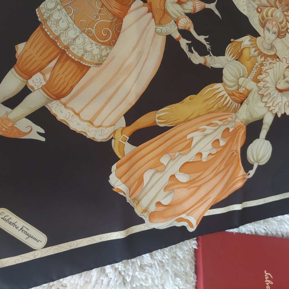 Ferragamo Silk Scarf, 34" sq., blk, gold,orange, NIB - Picture 4 of 4